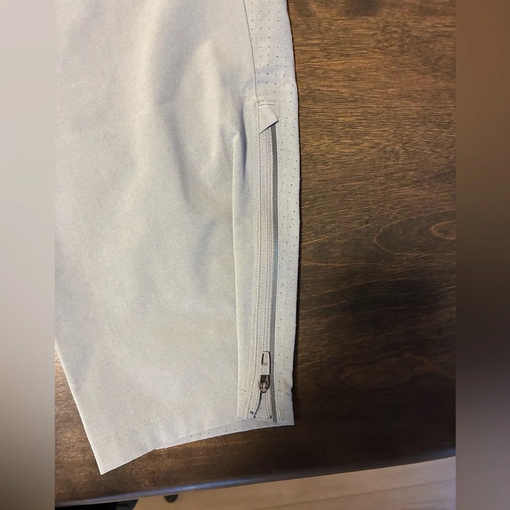 Lululemon Fast and Free Running Pant XL Rhino Gray (size tag removed) - Picture 2 of 7